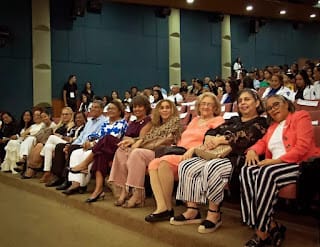 UASD Recinto Santiago Entrega Gafetes a Estudiantes de Bioanálisis: Un Paso Crucial Hacia la Práctica Profesional