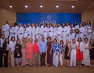 UASD Recinto Santiago Entrega Gafetes a Estudiantes de Bioanálisis: Un Paso Crucial Hacia la Práctica Profesional