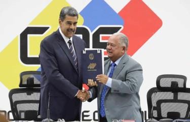 Nicolás Maduro responde a EE.UU. e insta a este país a "sacar sus narices de Venezuela"