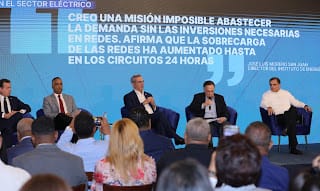 Presidente Abinader encabeza presentación plan para eficientizar operaciones de las distribuidoras de electricidad