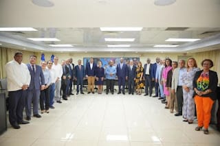 UASD y Gabinete de Políticas Sociales unen esfuerzos en favor de jóvenes vulnerables