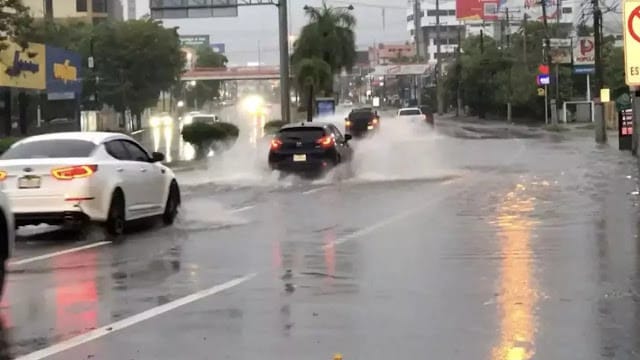 Algunos aguaceros con tronadas hacia el interior de RD; calor seguirá sofocante