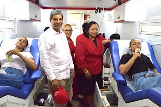 Escuela de Bioanálisis UASD Recinto Santiago y Hemocentro Nacional realiza jornada de donación de sangre