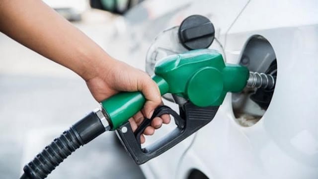 La gasolina, el gasoil y el gas propano mantendrán precios entre el 5 y el 11 de octubre