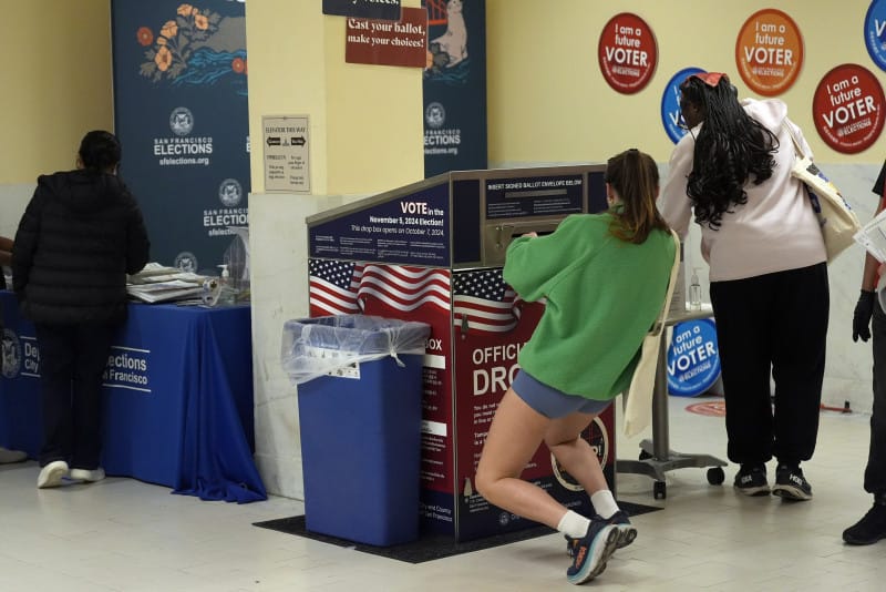 Comienza la jornada electoral en EE.UU.: a las urnas por un futuro incierto