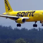 Avión de Spirit Airlines desviado a la República Dominicana tras ser atacado a tiros cerca del aeropuerto de Haití.