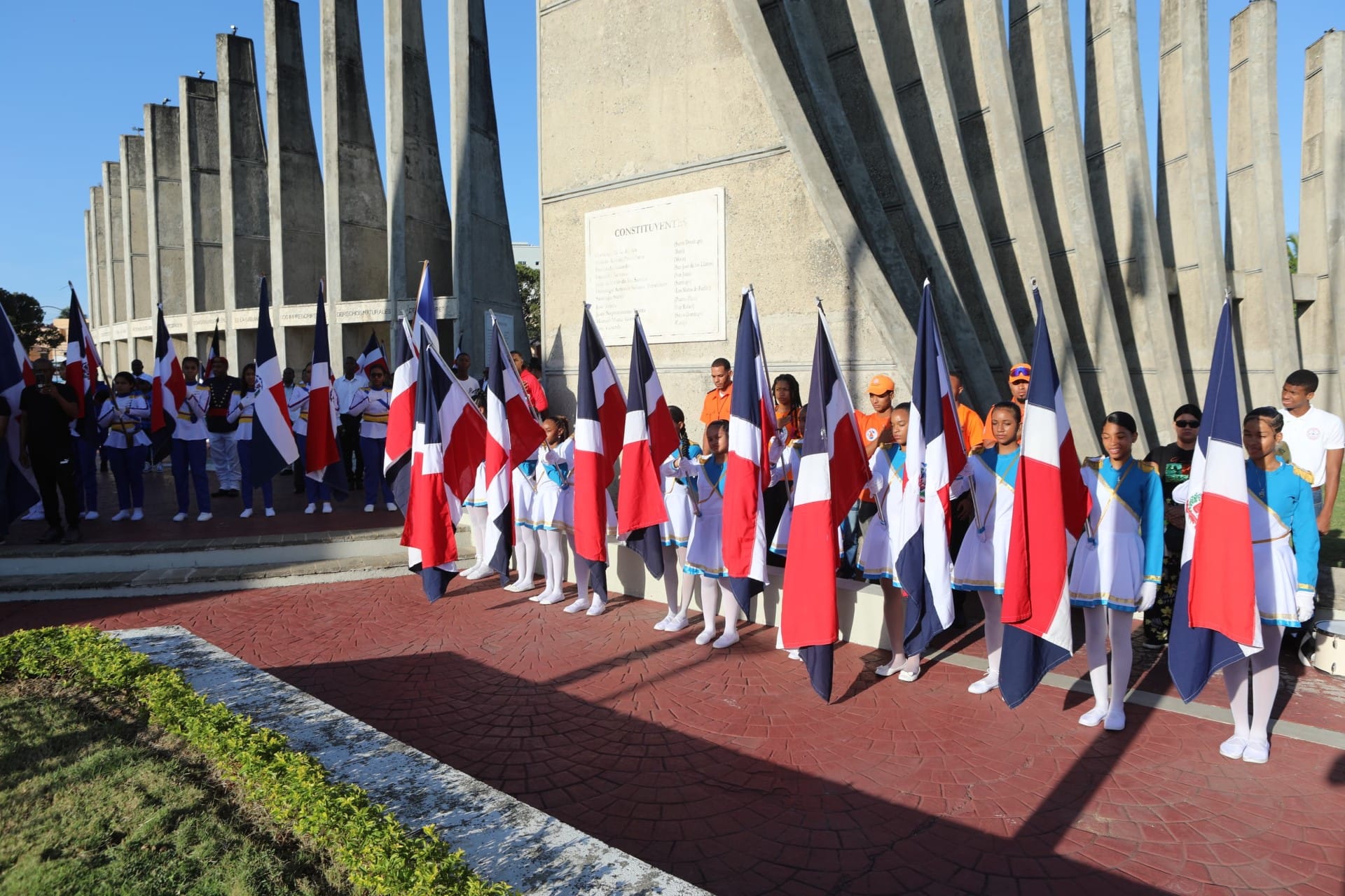 El 6 de noviembre de 1844, se proclamó la Constitución de San Cristóbal, la primera Carta Magna de la República Dominicana, un hito histórico que marcó el inicio de la nación como república independiente.