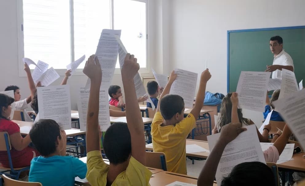 Reflexión sobre la educación: aprender más allá de las calificaciones y el valor del conocimiento profundo.