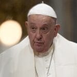 El Papa Francisco Llama a la Solidaridad Mundial ante la Crisis en Valencia y Rechaza la Guerra