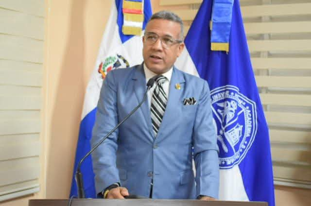 Wilson Gómez Ramírez afirma desde el Estado no ha habido suficiente responsabilidad para enfrentar la migración haitiana