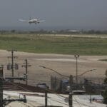 Haití reactiva vuelos internacionales mientras combate la violencia interna 7