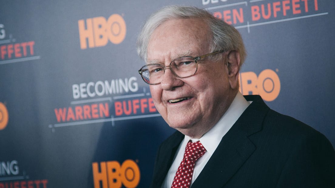 Estrategias clave de Warren Buffett para el éxito en la inversión 5 Descubre las tres estrategias clave de Warren Buffett para el éxito en la inversión.
