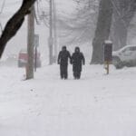 Emergencia en Nueva York y desastre en Pensilvania por fuerte nevada en EE.UU.