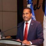 UASD inicia Diplomado Internacional en IA aplicada a la investigación 6 La Universidad Autónoma de Santo Domingo (UASD) inicia el Diplomado Internacional en Inteligencia Artificial Aplicada a la Investigación, destacando la importancia de la IA en la optimización de proyectos de investigación con la participación de expertos y académicos de renombre.