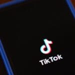 TikTok enfrenta prohibición total en EE.UU.; Trump sugiere posible prórroga de 90 días.