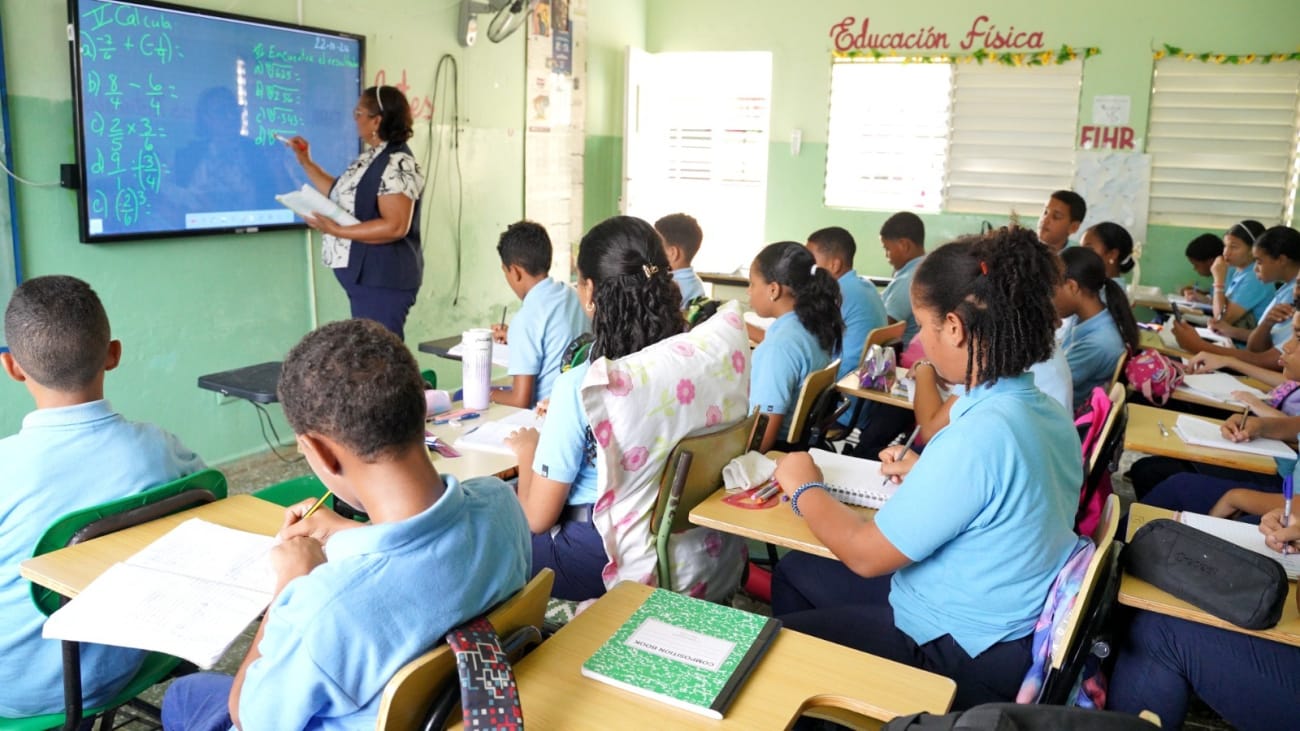 Anunciado el Premio Nacional a la Calidad Educativa 2025 en República Dominicana.