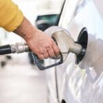 Congelan precios de los principales combustibles con subsidio de RD$447.1 millones 6 El Gobierno congela los precios de los principales combustibles con un subsidio de RD$447.1 millones para la semana del 8 al 14 de febrero de 2025. Conoce los detalles del subsidio y los precios del GLP, Gasoil Regular, Gasoil Óptimo, Gasolina Regular y Premium.