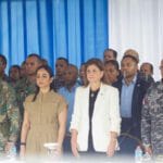 Más de 25,000 agentes y 4,500 vehículos reforzarán seguridad en Semana Santa 2025 3 Autoridades desplegarán un amplio dispositivo de seguridad con policías, militares y vehículos para patrullaje durante Semana Santa.