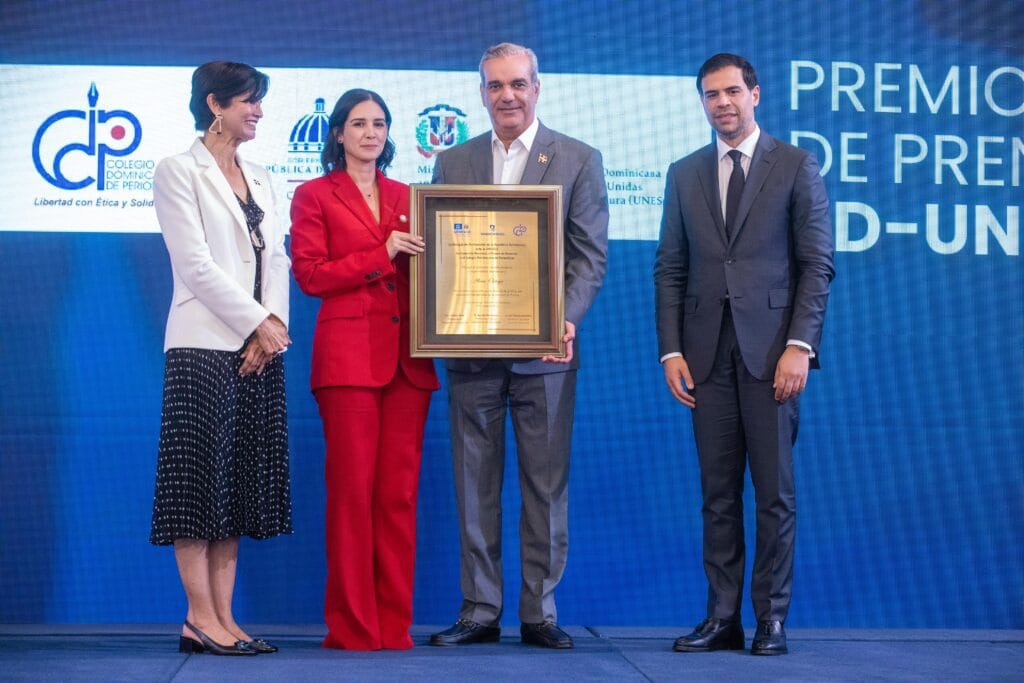 Gobierno lanza programa integral para celebrar el Día de las Madres con bonos, ferias y apoyo social 6