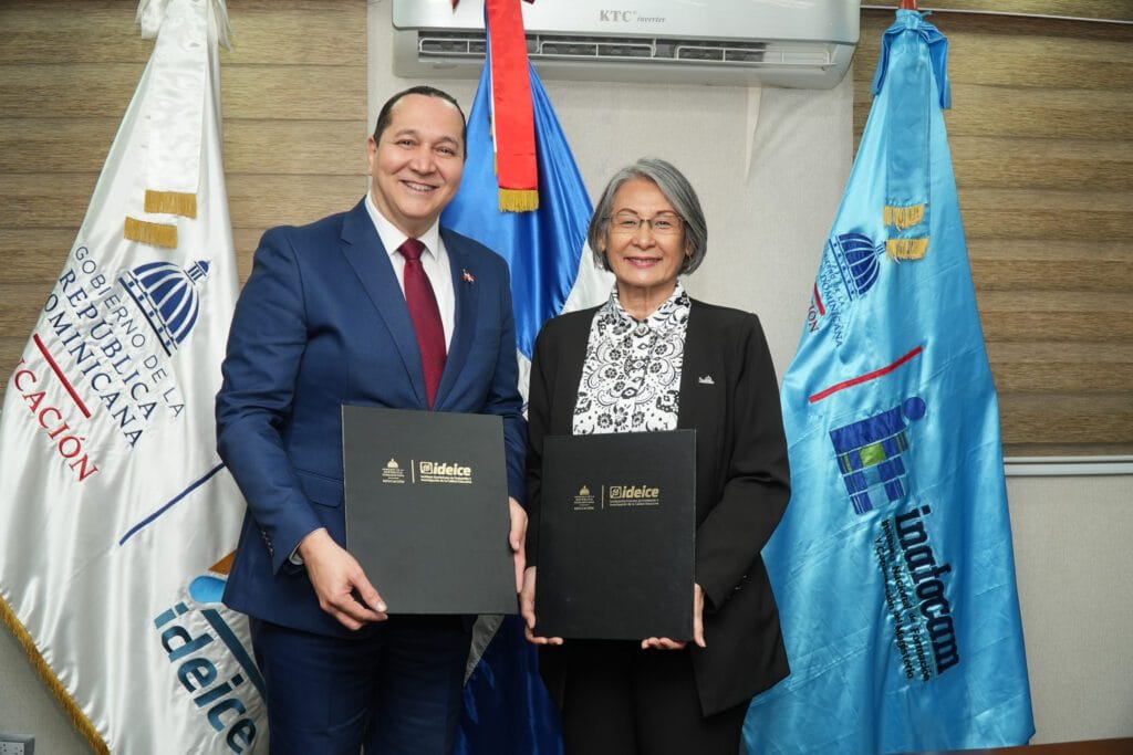 El Inafocam y el Ideice firman convenio para impulsar la calidad educativa a través de la evaluación y la investigación 6