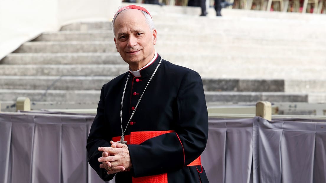 "El obispo no debe ser un principito": ¿Cuáles son las posturas del nuevo papa? 5 Descubre las posturas del nuevo papa, el cardenal Robert Francis Prevost, sobre temas clave como la sinodalidad, parejas del mismo sexo y la ordenación de mujeres diáconos.