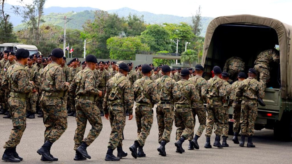 Ejército Dominicano despliega otros 800 soldados en la frontera para reforzar la seguridad nacional 8 Ejército Dominicano despliega otros 800 soldados en la frontera para reforzar la seguridad nacional