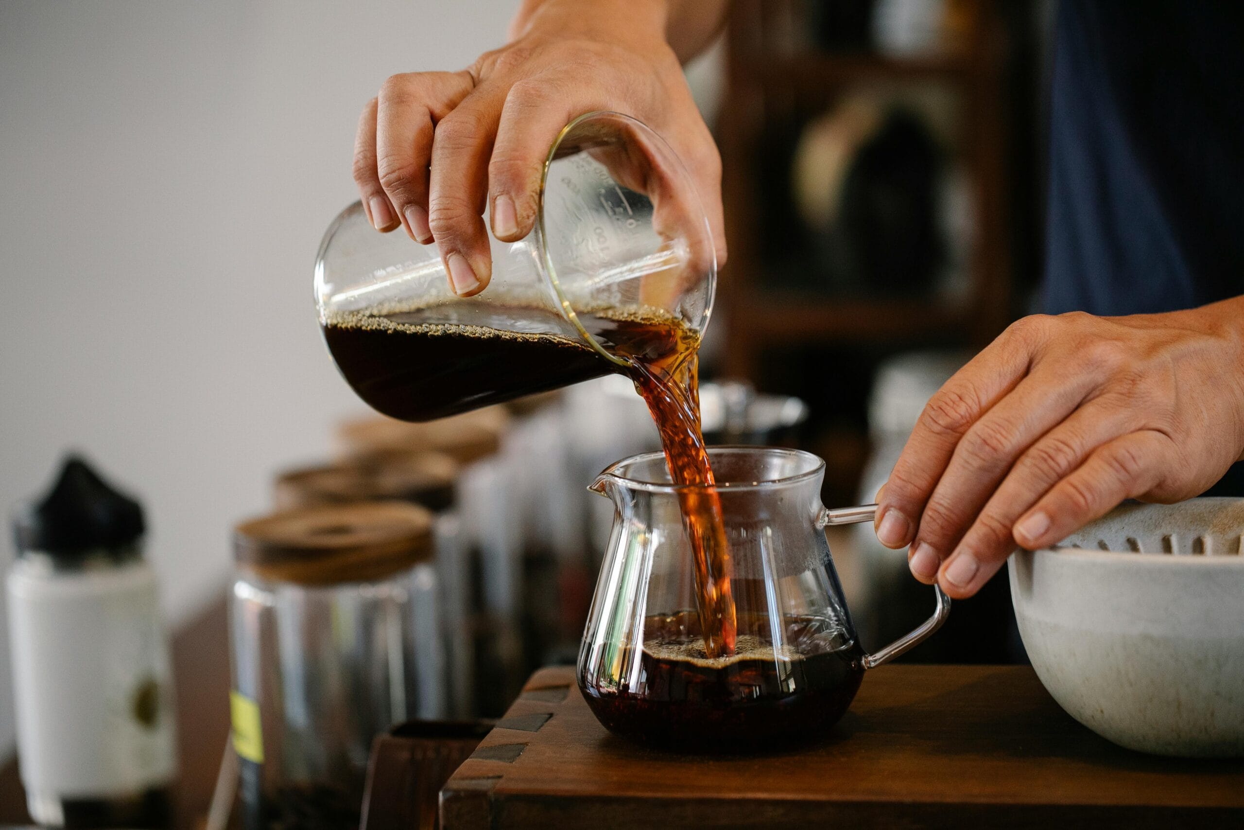 Desmienten el principal mito sobre el café: el ritual podría ser más importante que la cafeína 5 Un estudio revela que el efecto energizante del café podría depender más del ritual que de la cafeína.