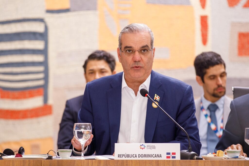 Abinader Pide Acuerdo Regional Contra el Cambio Climático y Respaldar Estabilidad en Haití 8 Abinader Pide Acuerdo Regional Contra el Cambio Climático y Respaldar Estabilidad en Haití