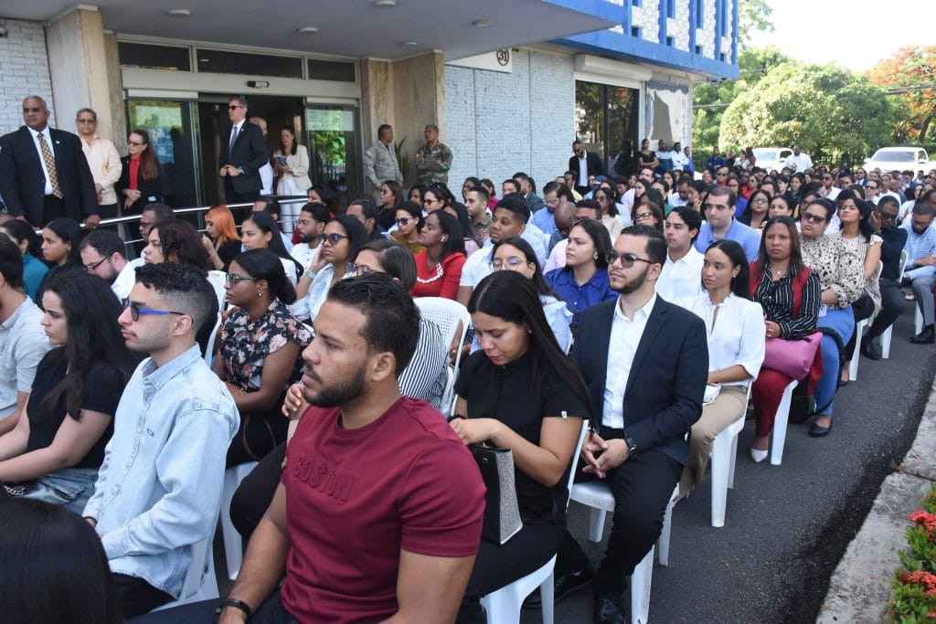Gobierno entrega 664 nuevas becas internacionales y supera las 10 mil en cinco años de gestión 7 Gobierno entrega 664 nuevas becas internacionales y supera las 10 mil en cinco años de gestión