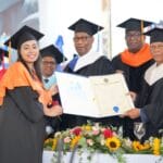 UASD entrega al país 1,689 profesionales durante investidura celebrada en Valverde Mao 3 La UASD invistió a 1,689 profesionales de grado y postgrado en Valverde Mao, conmemorando el 66 aniversario de la gesta del 14 de junio. El rector Editrudis Beltrán Crisóstomo destacó el compromiso social de la academia.