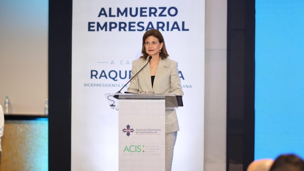 "Las mujeres del Cibao serán protagonistas del desarrollo exportador", afirma Raquel Peña 9 "Las mujeres del Cibao serán protagonistas del desarrollo exportador", afirma Raquel Peña