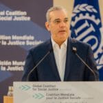 República Dominicana promueve justicia social con mejoras salariales, empleo formal y diálogo inclusivo 7 Gobierno dominicano impulsa justicia social con aumentos salariales, empleo formal y diálogo inclusivo.