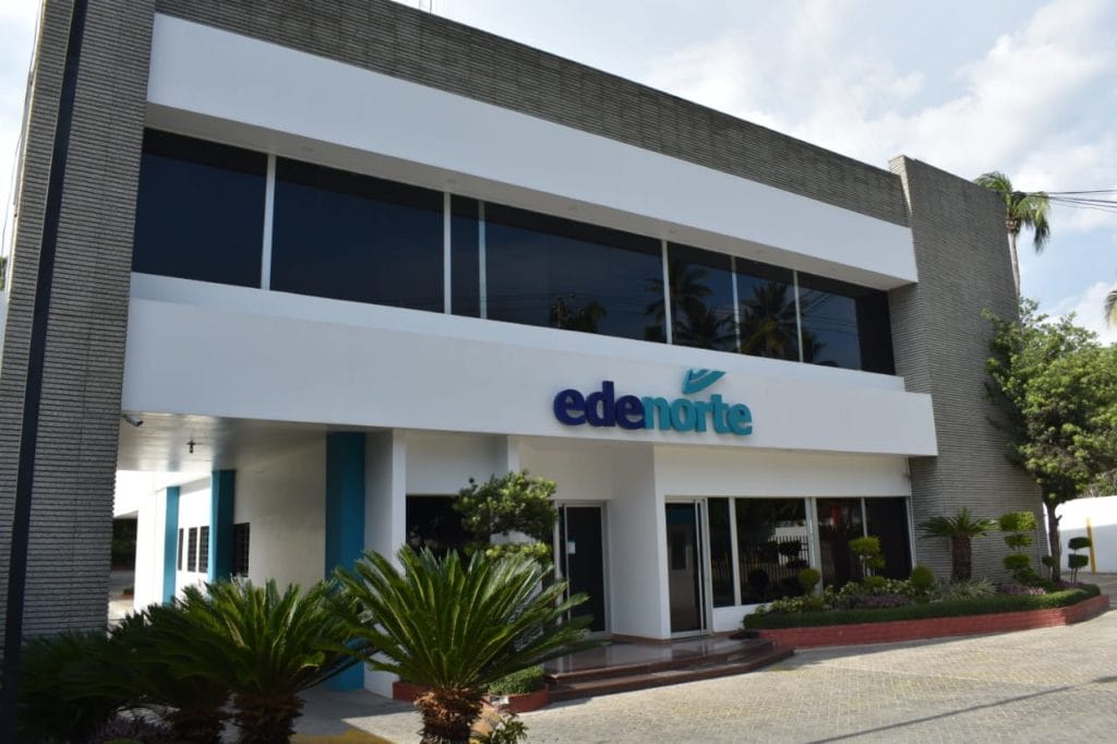 EDENORTE despliega medidas para proteger el servicio eléctrico ante la temporada de huracanes 5 EDENORTE presenta su Plan de Contingencia 2025 para asegurar el servicio eléctrico ante fenómenos climáticos durante la temporada ciclónica.