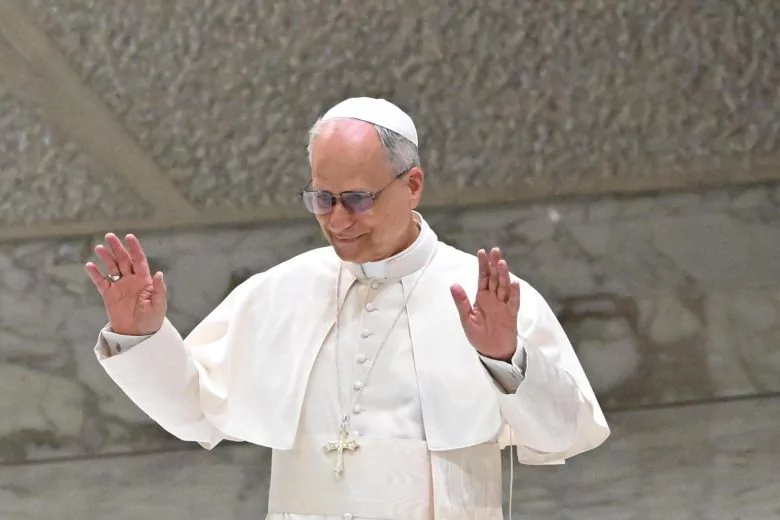 León XIV: "La seguridad humana no se alcanza con armas, sino con educación y salud" 5 El papa León XIV destaca que la verdadera seguridad surge de garantizar educación, salud y vivienda, no del uso de armas, en su mensaje para la Jornada Mundial de los Pobres.