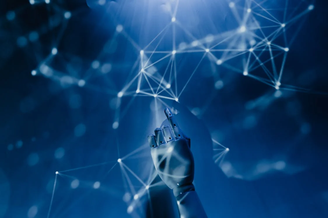 OpenAI potencia ChatGPT con nuevas funciones personalizadas y conexión a apps externas 5 OpenAI amplía las capacidades de ChatGPT, permitiendo integración con plataformas como Google Drive y GitHub para mayor personalización.
