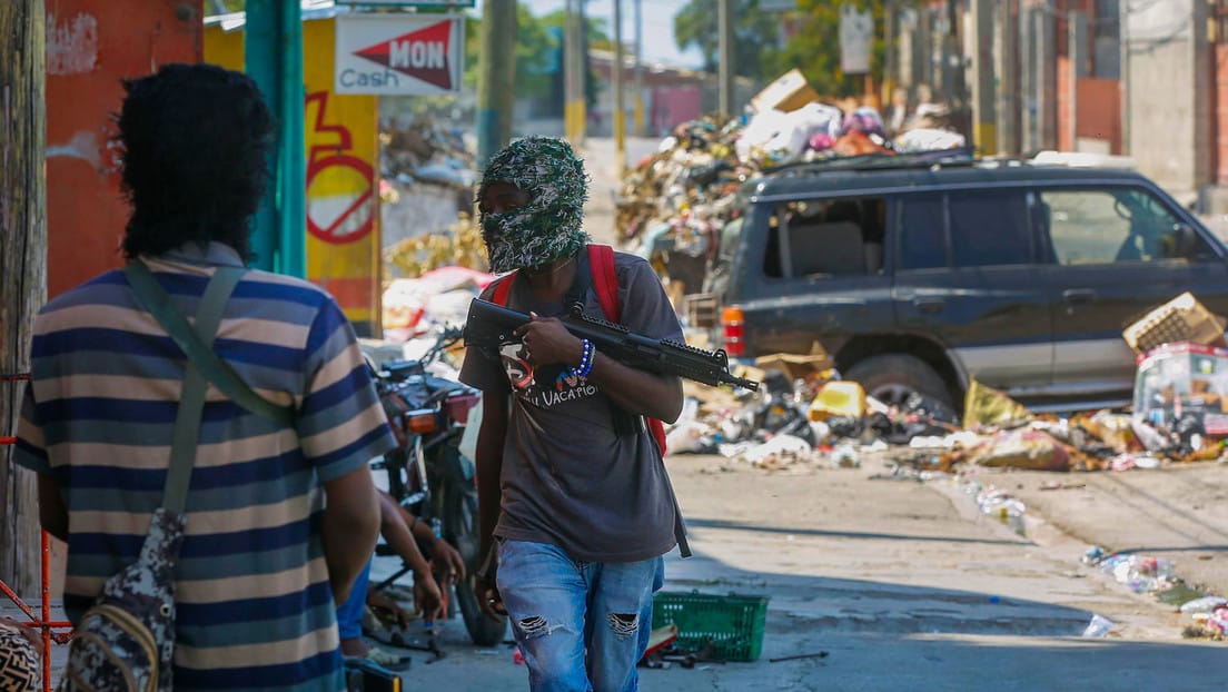 Pandillas armadas ejercen dominio en la capital de Haití, según informe de la ONU 5 La ONU alerta que grupos armados controlan cerca del 90% de la capital haitiana, agravando la crisis de seguridad en el país.
