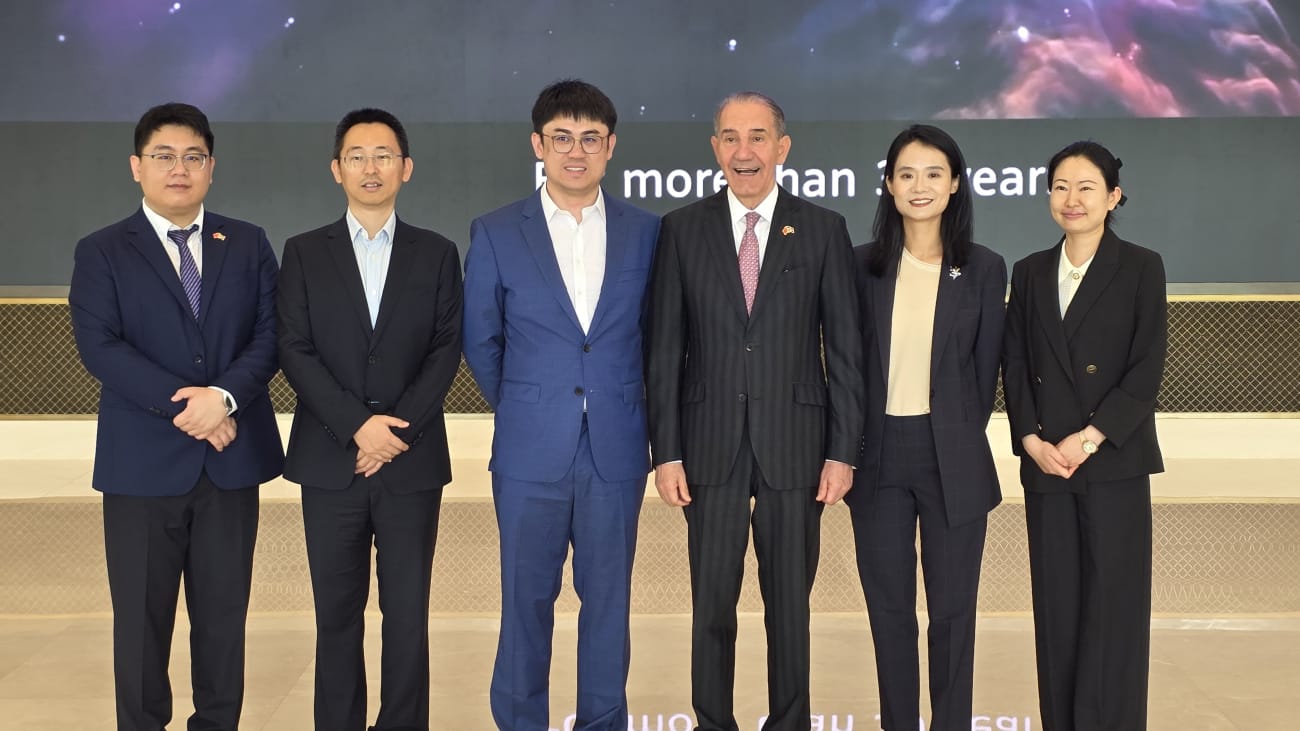 RD concreta alianza con Huawei para llevar la educación superior al futuro digital 5 República Dominicana fortalece la educación superior con alianza estratégica con Huawei. Acuerdos de cooperación académica, innovación tecnológica y formación en inteligencia artificial y 5G.