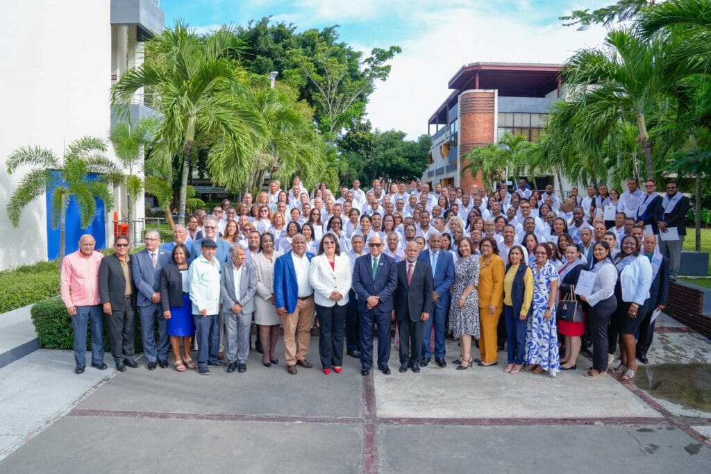 Infotep y ADP forman a líderes sindicales para impulsar la educación en República Dominicana 6