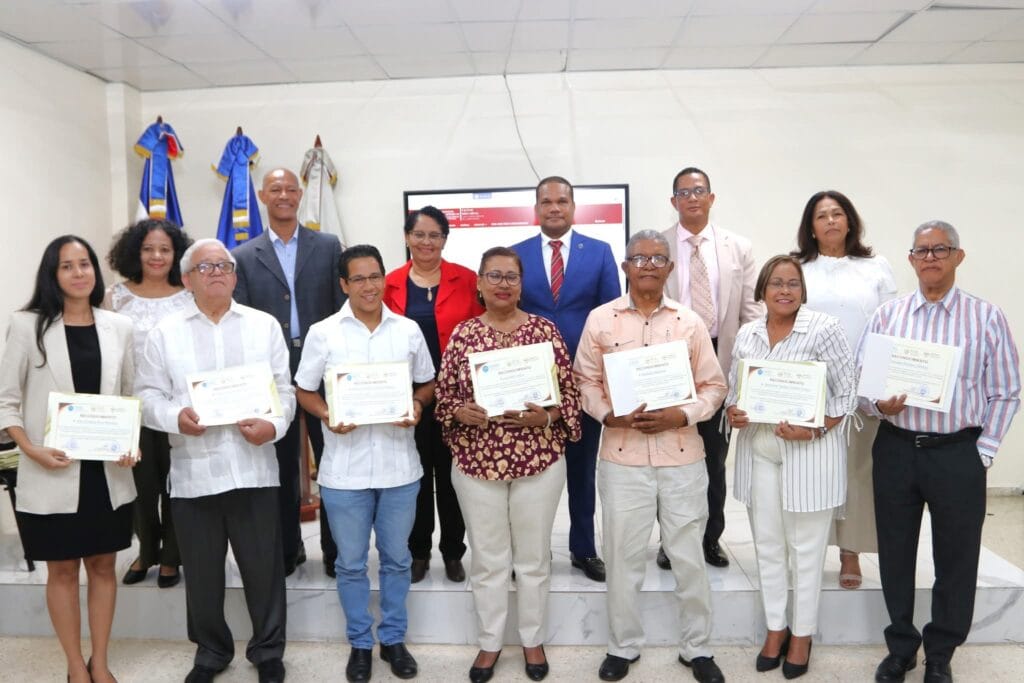 Educadora considera comportamiento afectivo de docentes hacia estudiantes en el aula es fundamental para el aprendizaje 8 Educadora considera comportamiento afectivo de docentes hacia estudiantes en el aula es fundamental para el aprendizaje