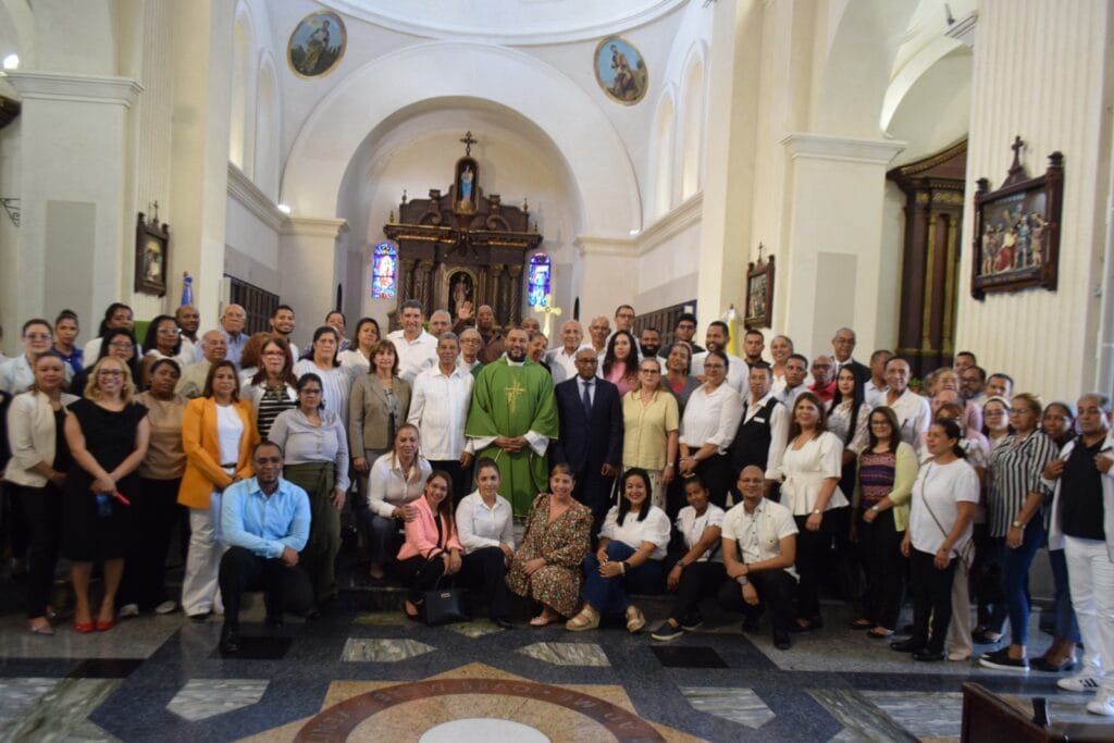 Inician festividades por 40 años de creación de la UASD Recinto Santiago 12 Inician festividades por 40 años de creación de la UASD Recinto Santiago