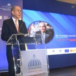 Mescyt presenta normativa nacional para prácticas y pasantías profesionales en universidades 3 El Mescyt presenta la nueva normativa para prácticas y pasantías profesionales en universidades, fortaleciendo la vinculación entre la academia y el mercado laboral. Conoce los detalles y beneficios.