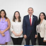 Programa de Inglés de Inmersión de RD se consolida como referente regional en cooperación internacional 6 El Programa de Inglés de Inmersión de RD, liderado por el Mescyt, se consolida como un modelo de éxito en el Caribe. Conoce sus colaboraciones con Ecuador, Colombia, y su participación en eventos globales como Tesol 2025, impulsando la meta de una nación bilingüe.