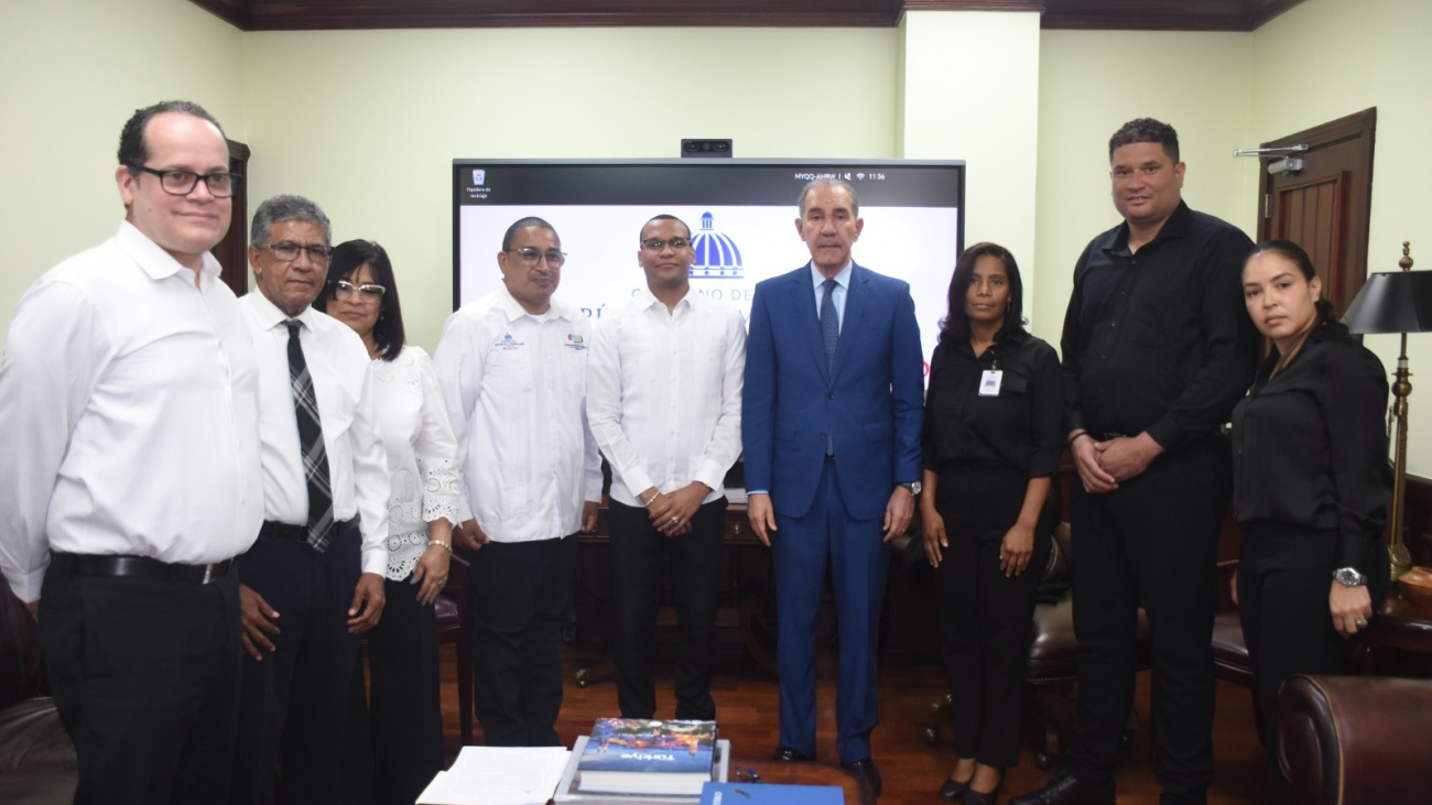 Ministro García Fermín reafirma compromiso del Mescyt con la ética y transparencia 5