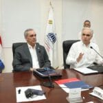 Presidente Abinader impulsa transformación educativa con 124,000 docentes formándose en áreas STEAM 6 El presidente Luis Abinader lidera la transformación educativa en RD con 124,000 docentes capacitados en STEAM. Avances en infraestructura, cobertura inicial y Jornada Extendida para el año escolar 2024-2025.