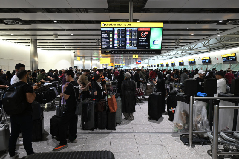Ciberataque afecta operaciones en principales aeropuertos de Europa 5