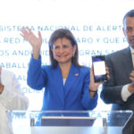 Gobierno dominicano realiza primera prueba técnica del Sistema Nacional de Alertas 7 El Gobierno dominicano realizó la primera prueba técnica del Sistema Nacional de Alertas, una herramienta que enviará notificaciones de emergencia masivas, inmediatas y geolocalizadas para proteger la vida y seguridad de la población.