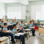 Minerd destaca avances en materia de alfabetización que impulsan educación inclusiva 5 El Minerd resalta los avances en alfabetización en República Dominicana con programas como Con Base y SEPA, que benefician a más de 450,000 estudiantes y adultos, impulsando la inclusión y la calidad educativa.