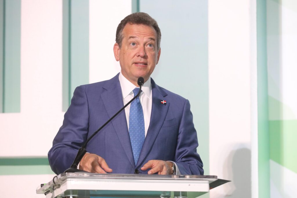 Presidente Abinader destaca récord histórico en inversión extranjera directa en la República Dominicana 8 Presidente Abinader destaca récord histórico en inversión extranjera directa en la República Dominicana