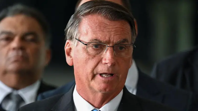 Bolsonaro recibe condena de 27 años por plan golpista contra Lula 5