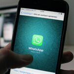 Cómo desactivar la opción de WhatsApp que compromete tu seguridad 2 Aprende a desactivar la función de WhatsApp que pone en riesgo tu seguridad y protege tu información personal.